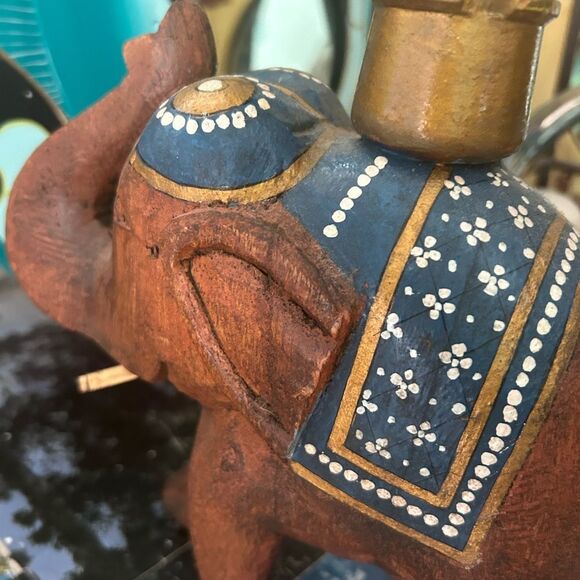 Wooden Hand Craved Elegant  Elephant Candle Stick Holder - Picture 14 of 16